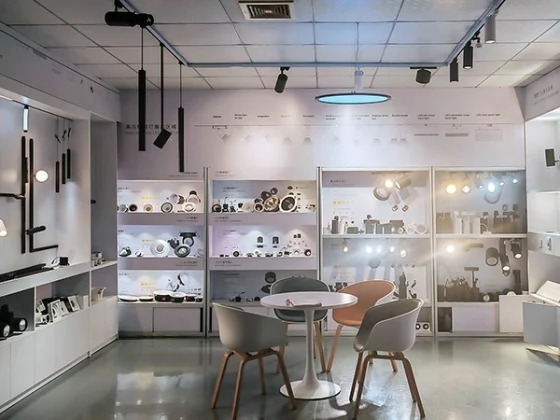 LED Track Light Manufacturer XHLUX